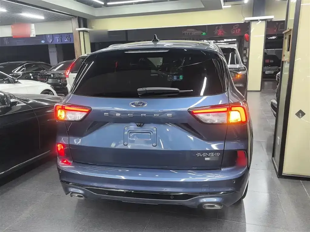 Ford Escape 2021 из CN, фото 2
