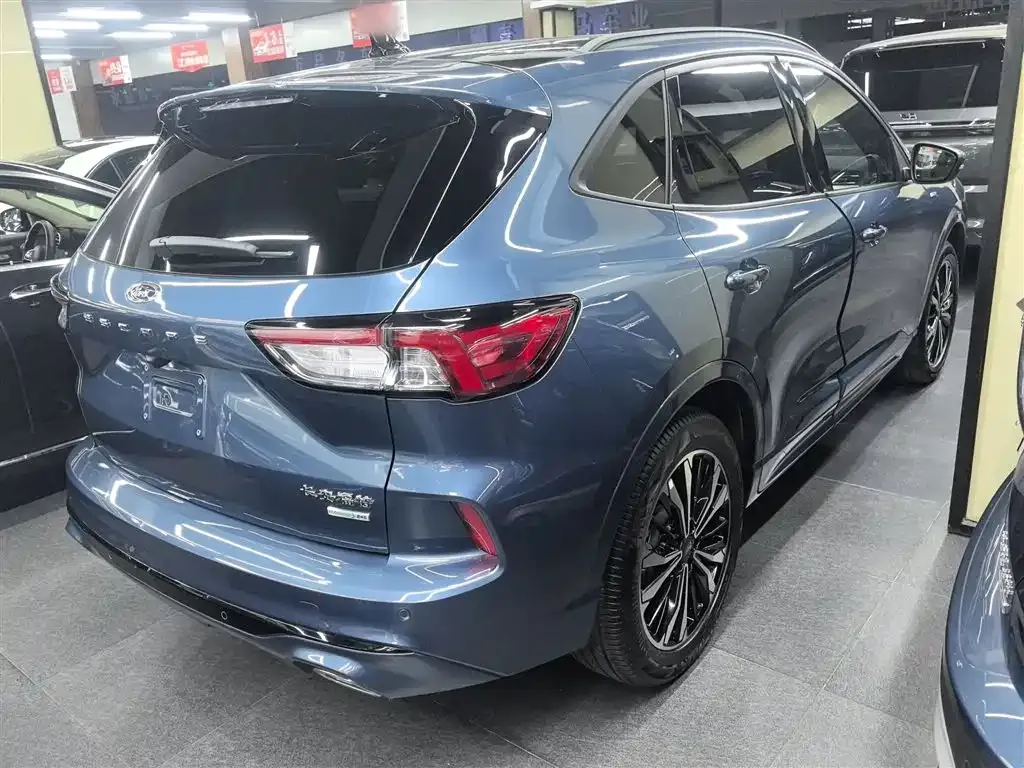 Ford Escape 2021 из CN, фото 10