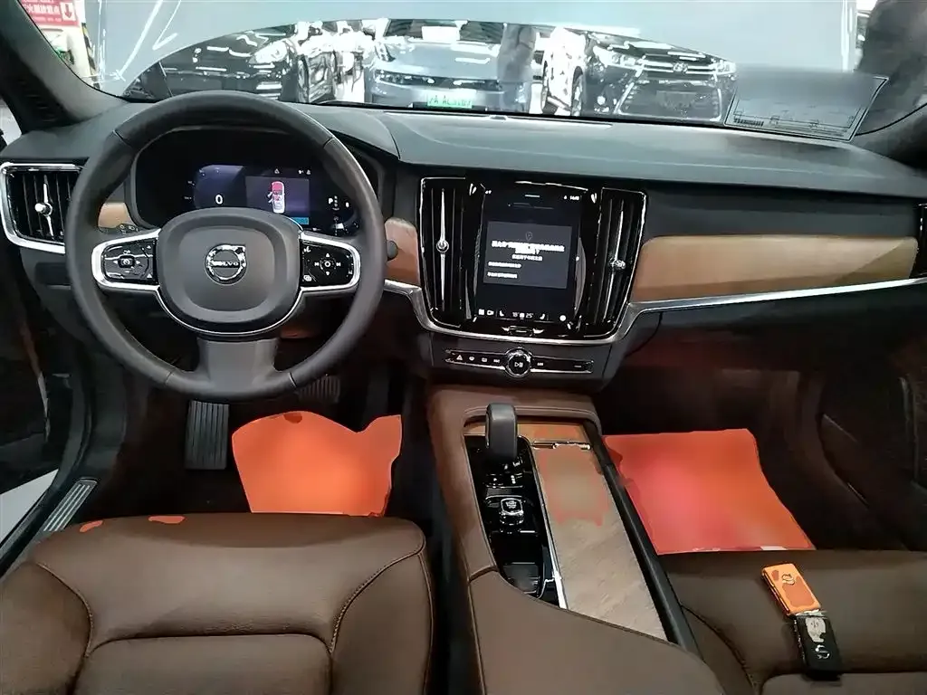 Volvo S90 2025 из CN, фото 10