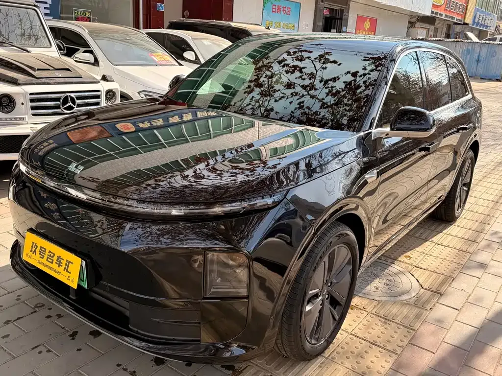 Li Auto L6