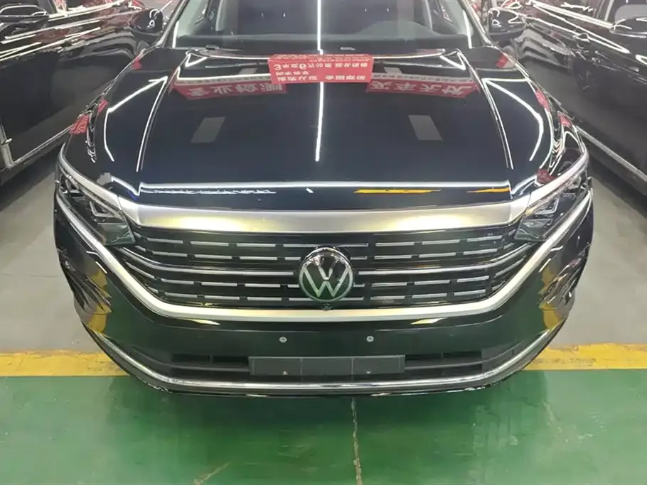 Volkswagen Passat — фото 9