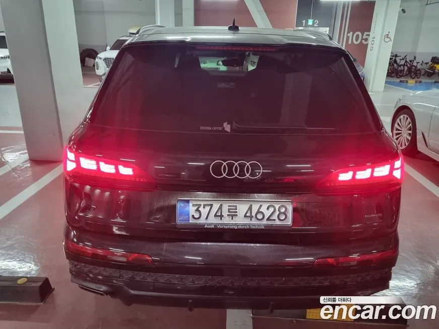 Audi Q7 — фото 2