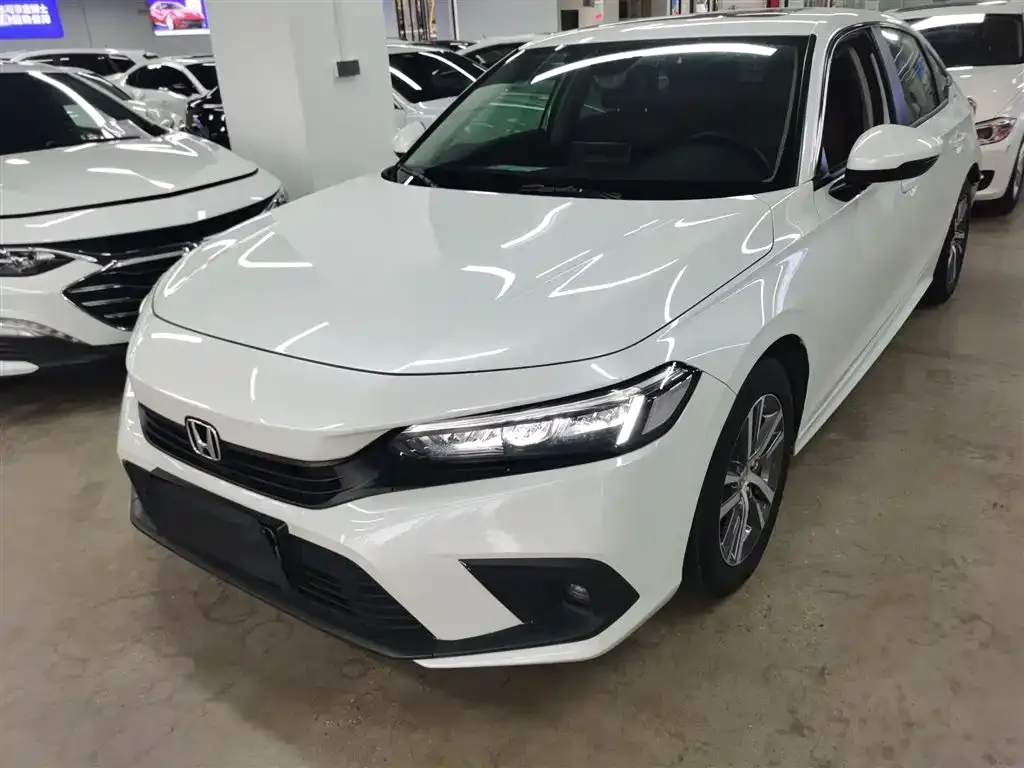 Honda Civic 2024 из CN, фото 2