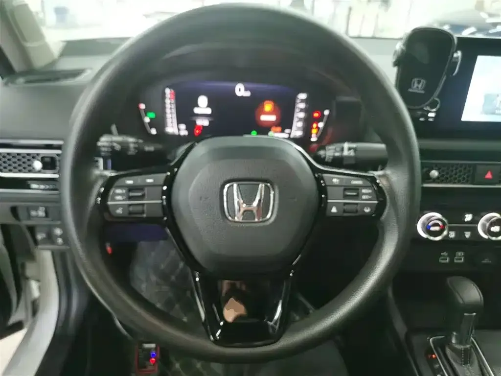 Honda Civic 2024 из CN, фото 3