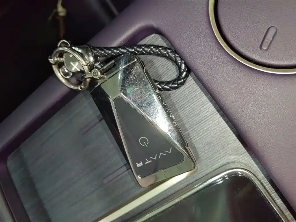 [object Object] Avatr 07 2025 из CN, фото 9