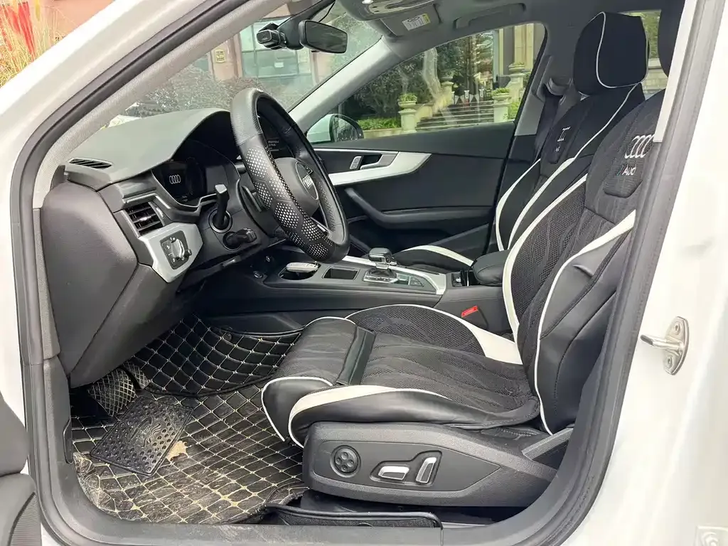 Audi A4L 2024 из CN, фото 2