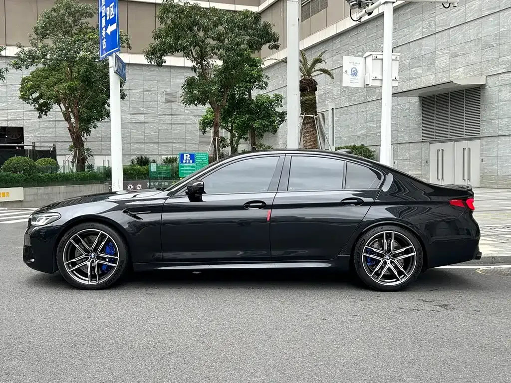 BMW M5 2023 из CN, фото 10