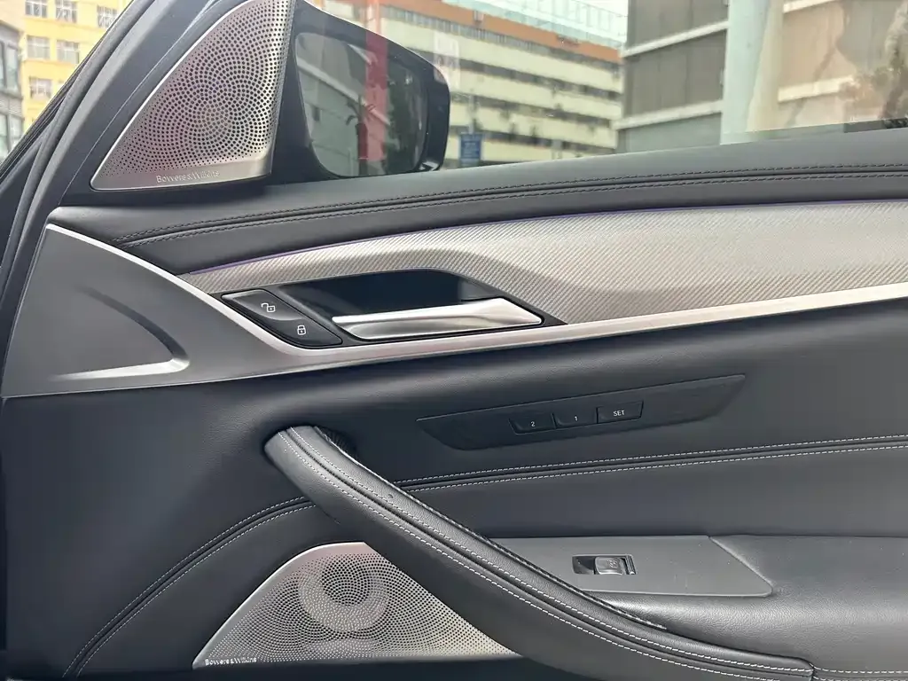 BMW M5 2023 из CN, фото 7