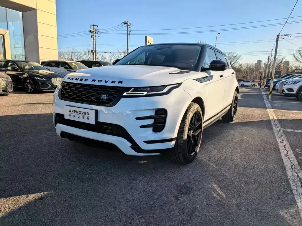 Land Rover Evoque — фото 1