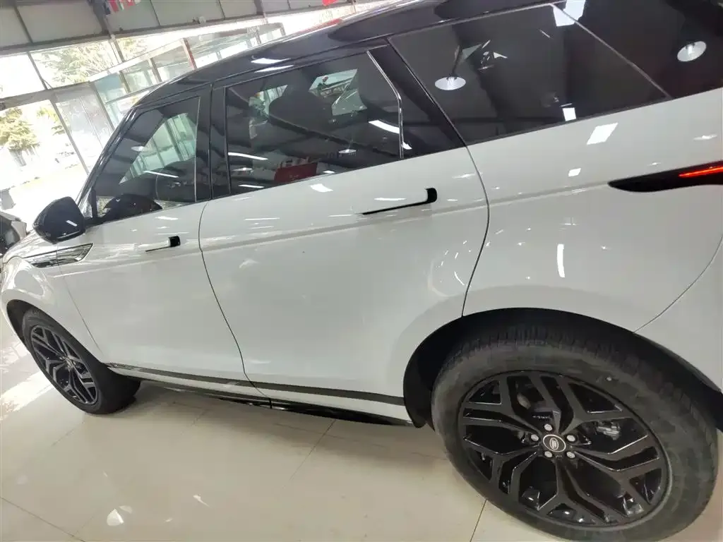 Land Rover Evoque — фото 5