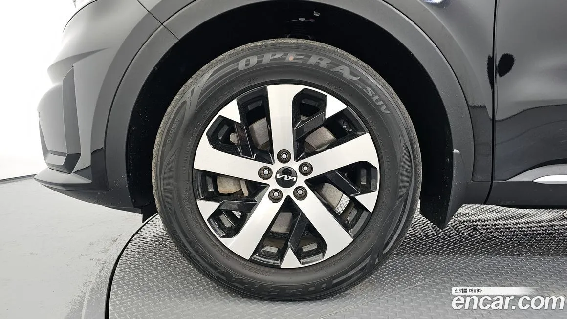 Kia Sorento — фото 7