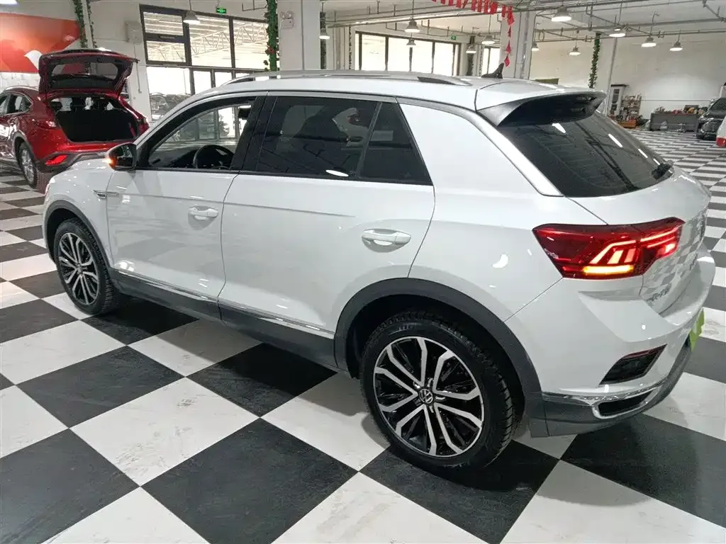 Volkswagen T-Roc 2022 из CN, фото 7