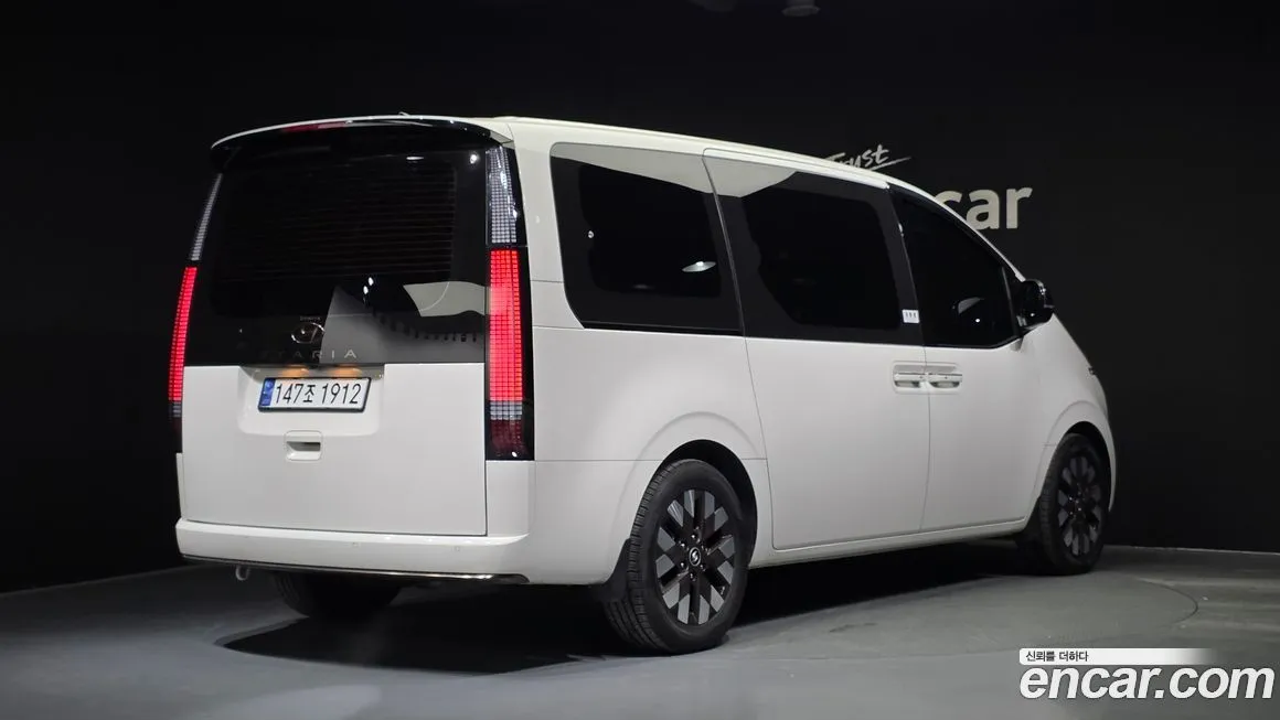 Hyundai Staria 2023 из KR, фото 9