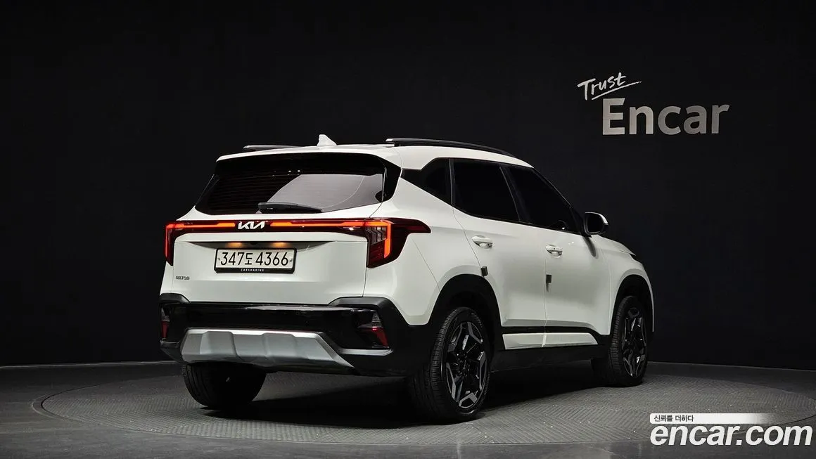Kia Seltos — фото 2