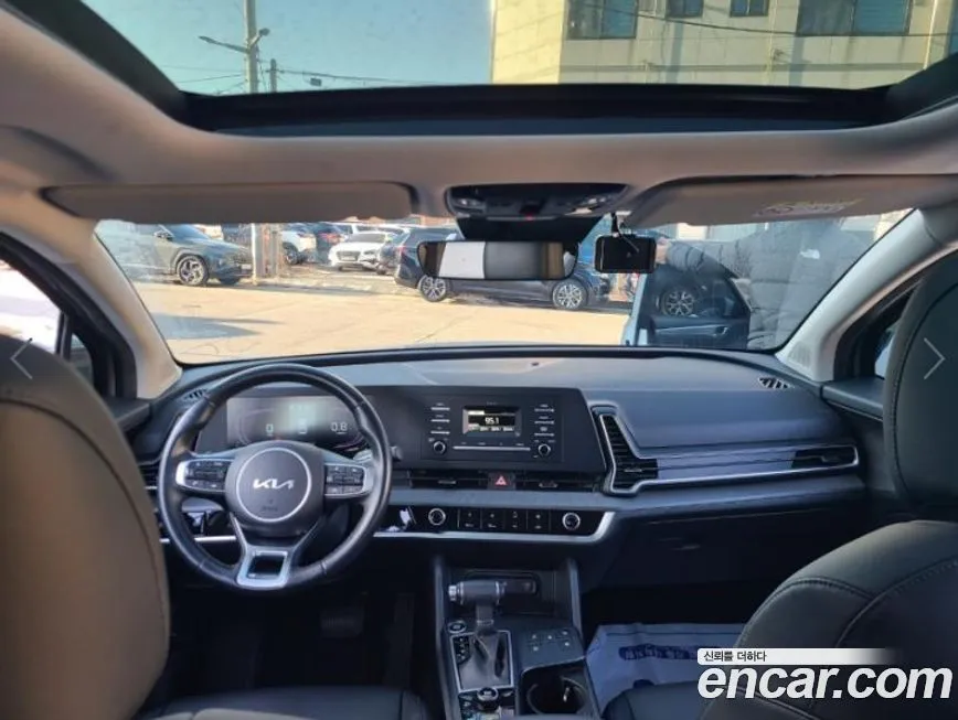 Kia Sportage — фото 10