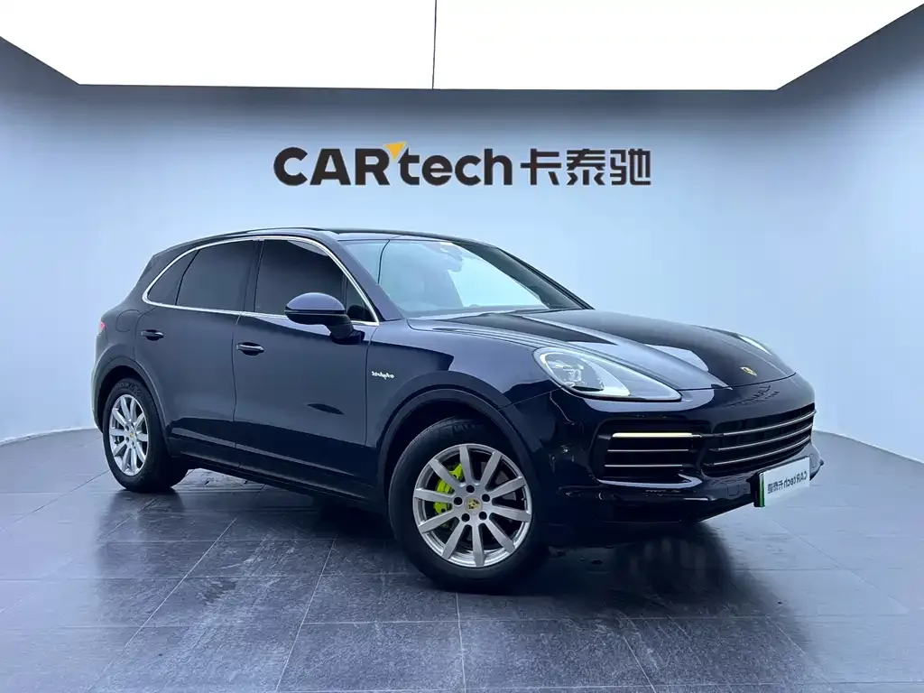 Porsche Cayenne Hybrid — фото 7
