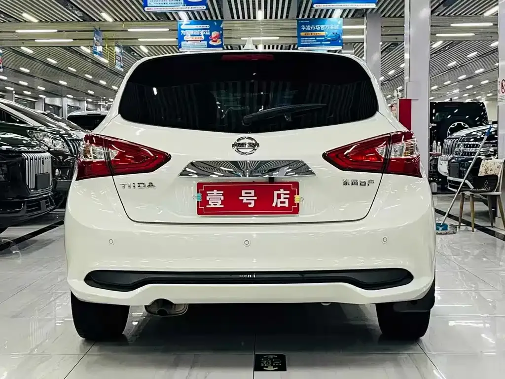 Nissan Tiida 2023 из CN, фото 6