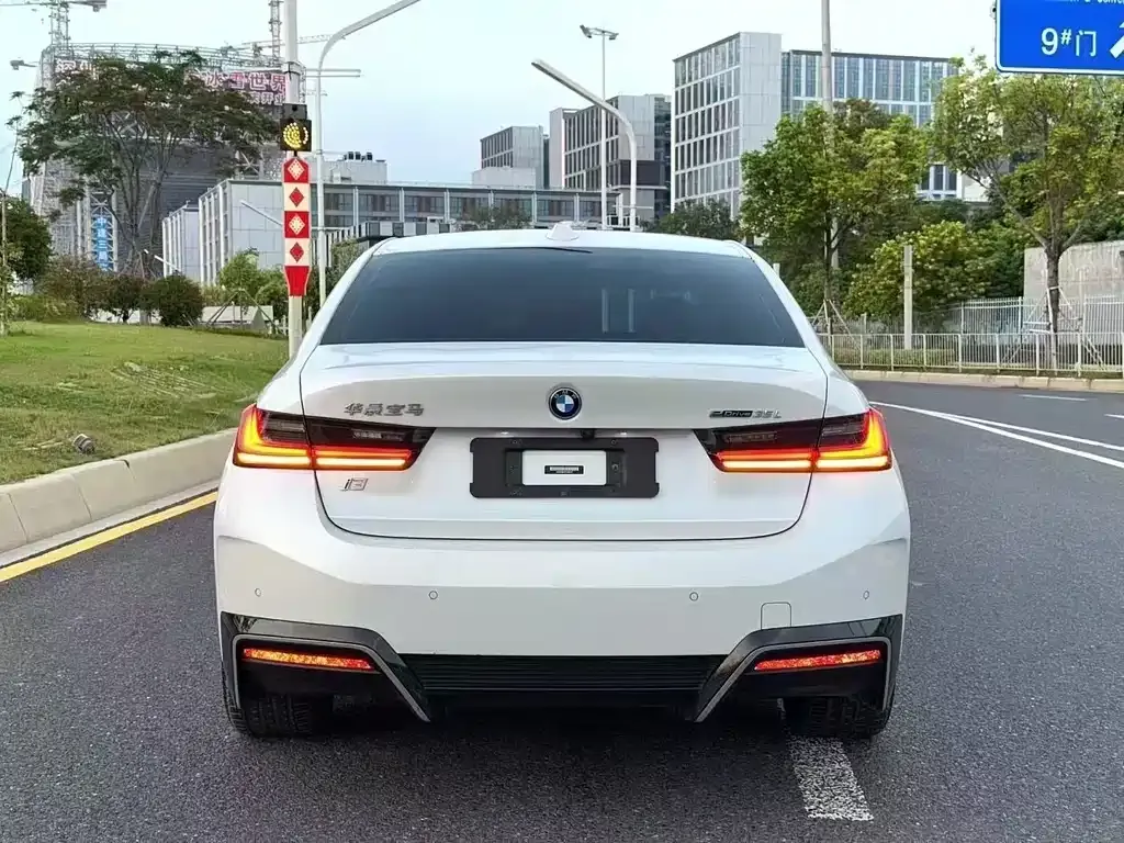 BMW i3 2023 из CN, фото 9