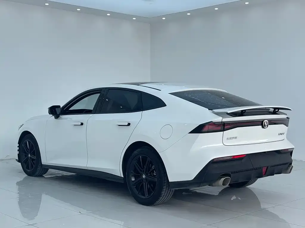 Changan UNI-V 2024 из CN, фото 9