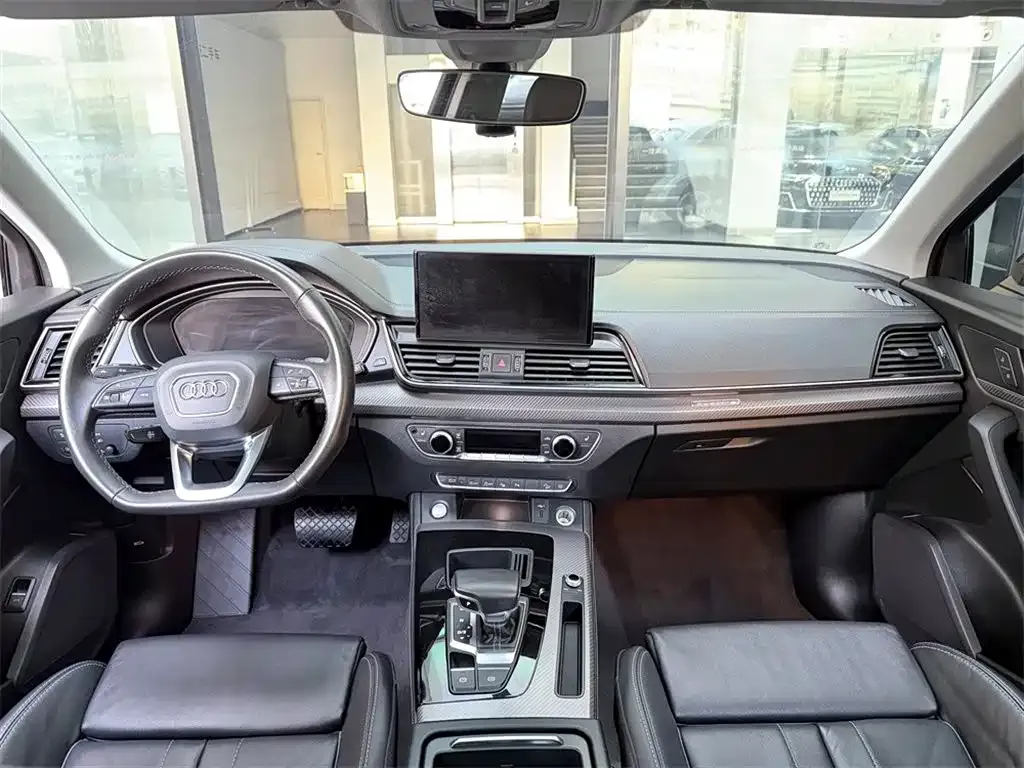 Audi Q5L 2021 из CN, фото 6