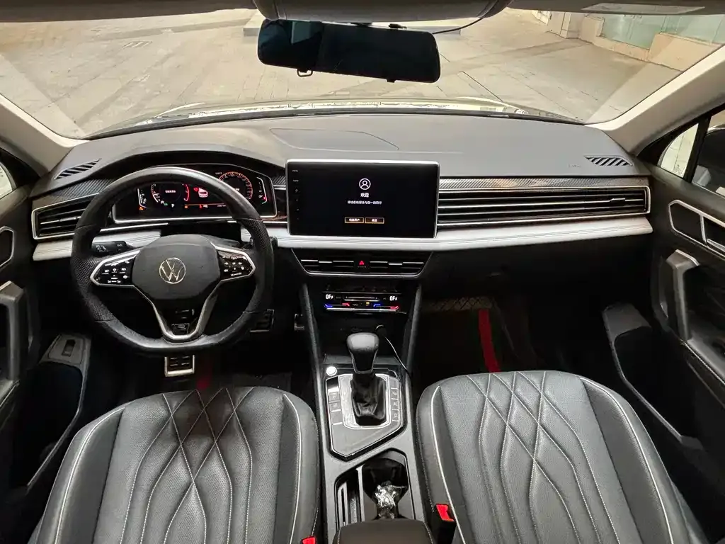 Volkswagen Tiguan L 2023 из CN, фото 10
