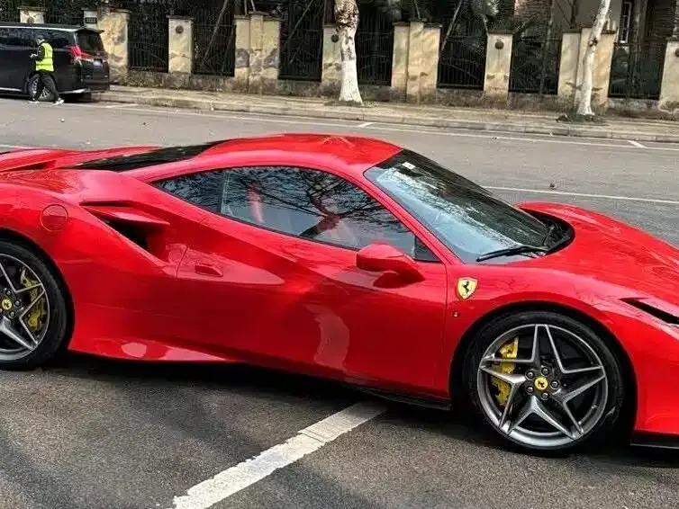 Ferrari F8 2021 из CN, фото 3