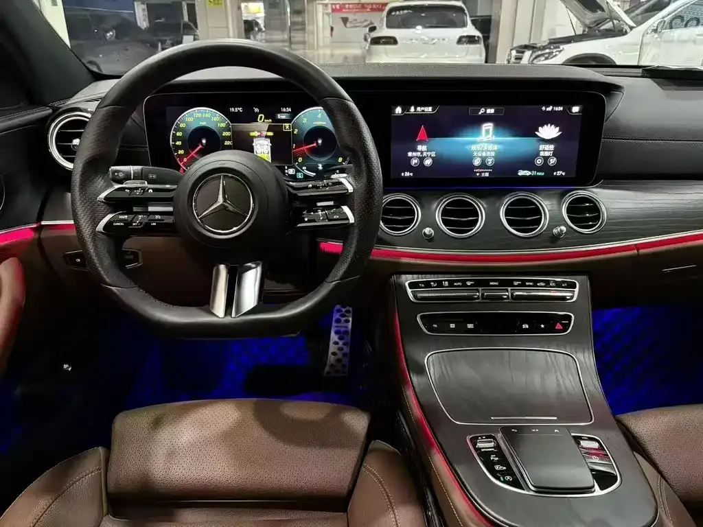 Mercedes-Benz E-Class 2021 из CN, фото 9