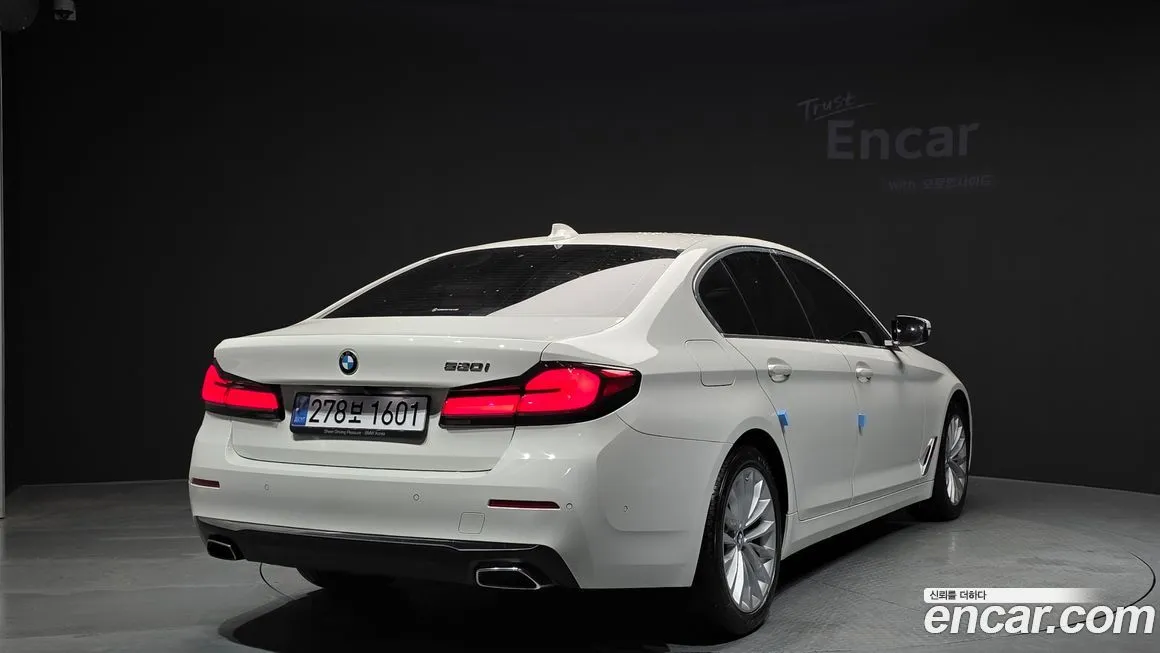 BMW 5-Series 2021 из KR, фото 4