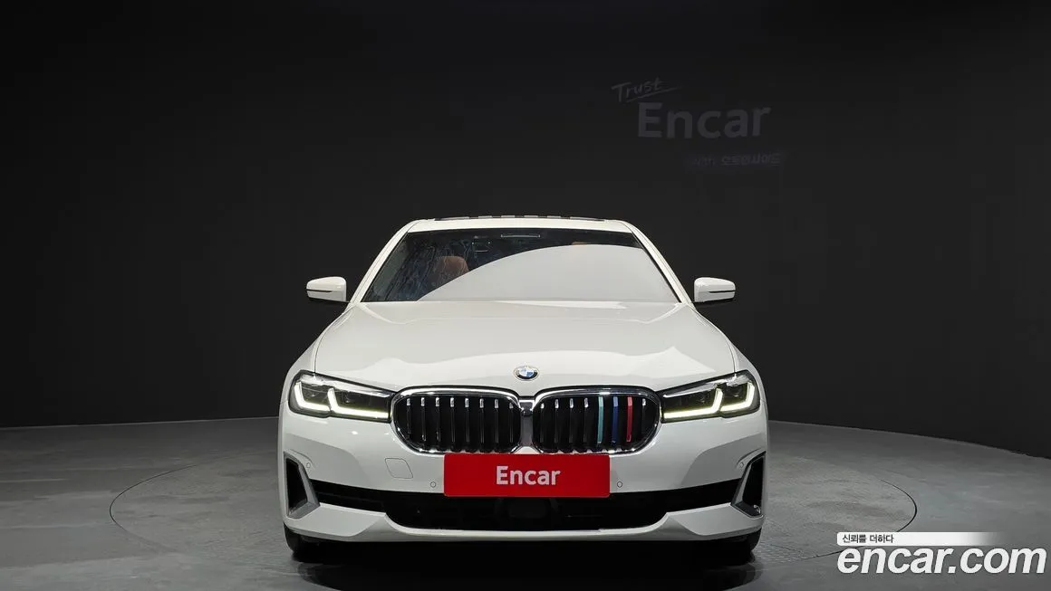 BMW 5-Series 2021 из KR, фото 3