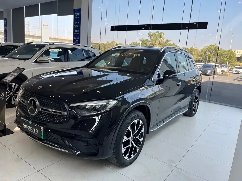 Mercedes-Benz GLC PHEV — фото 1