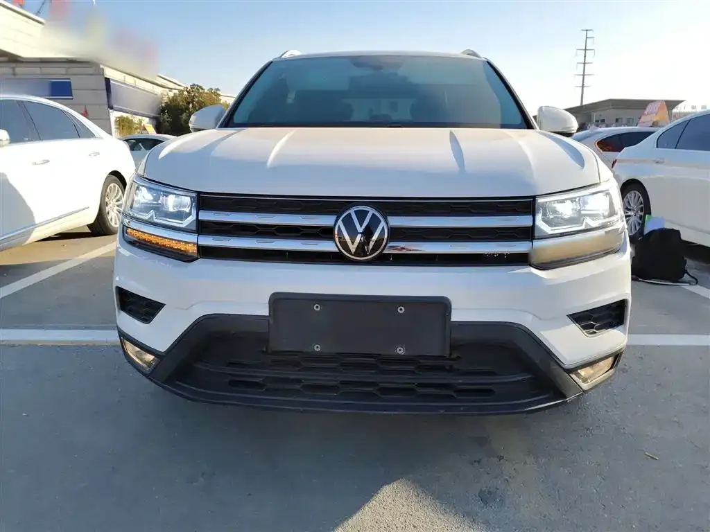 Volkswagen Tharu — фото 3