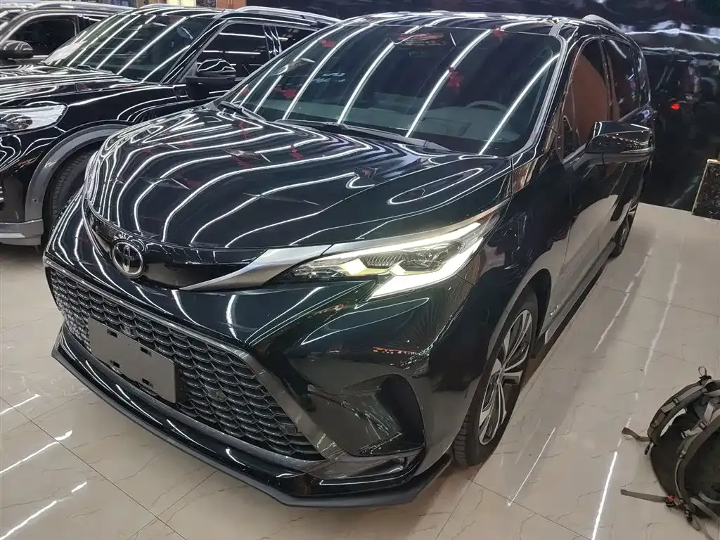 Toyota Granvia 2025 из CN, фото 1