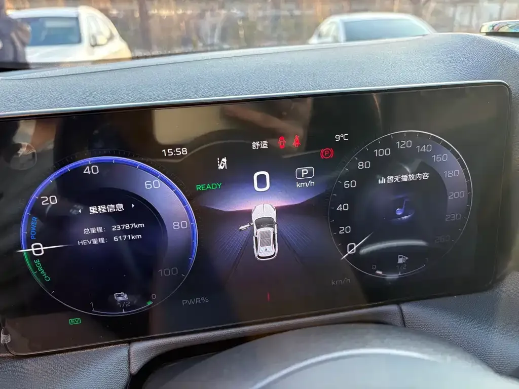 Hongqi HS3 PHEV 2025 из CN, фото 4