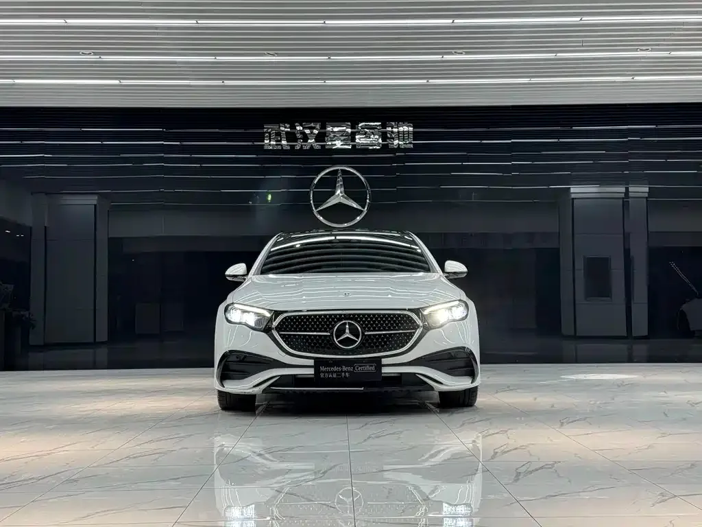 Mercedes-Benz E-Class 2023 из CN, фото 8