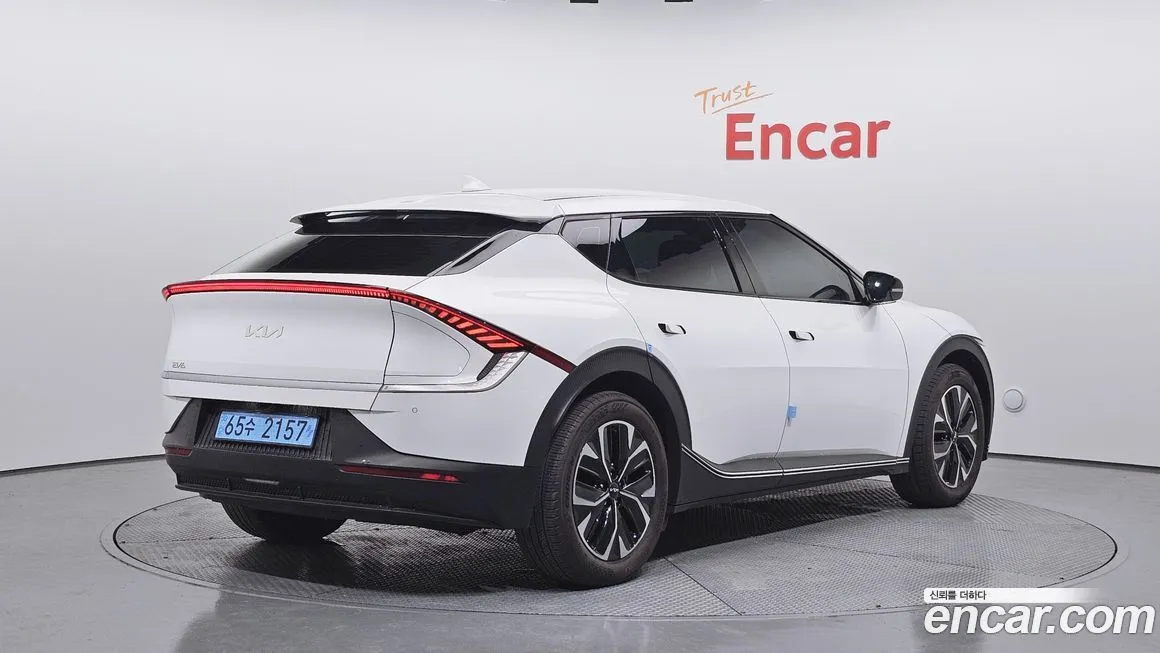 Kia EV6 — фото 3