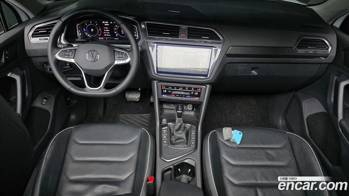 Volkswagen Tiguan — фото 9