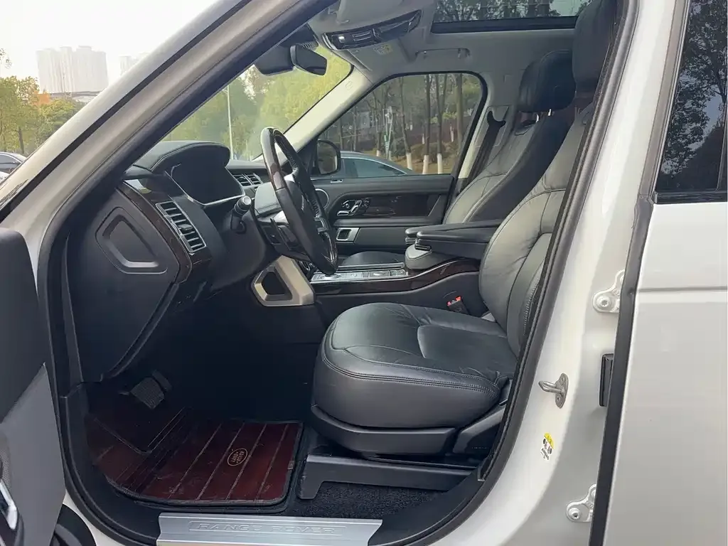 Land Rover Range Rover 2022 из CN, фото 3