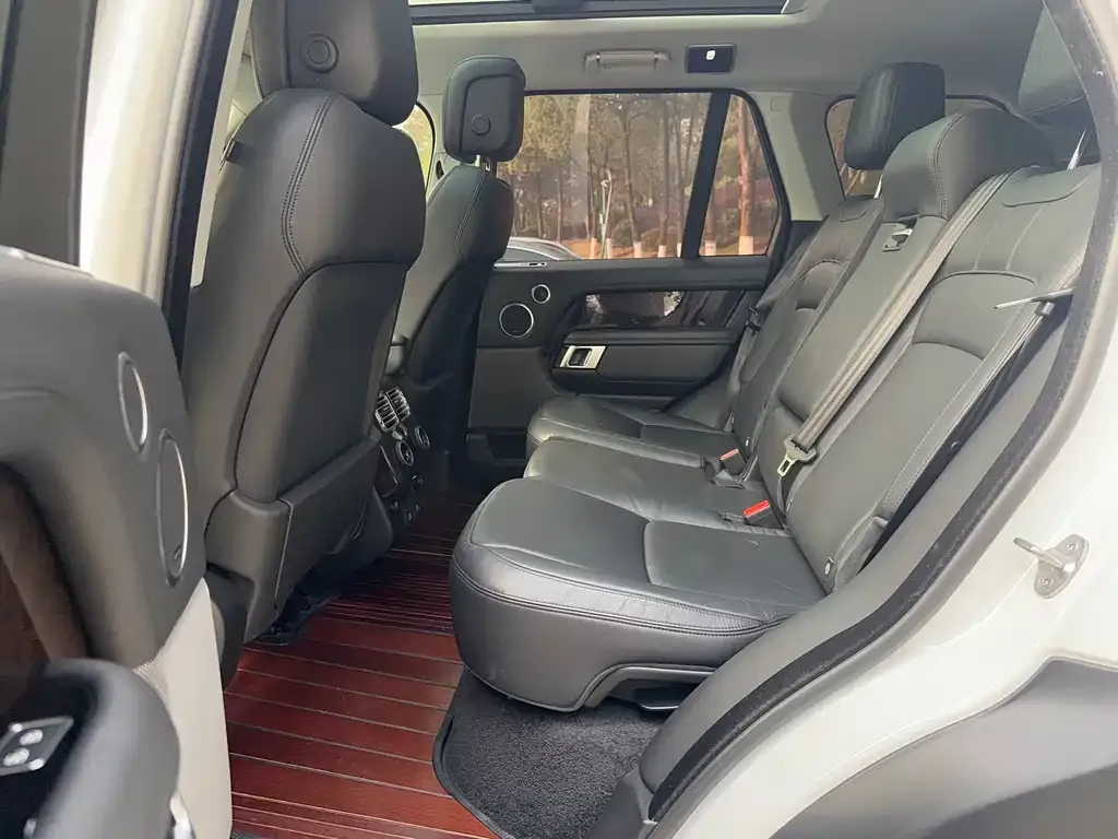 Land Rover Range Rover 2022 из CN, фото 2