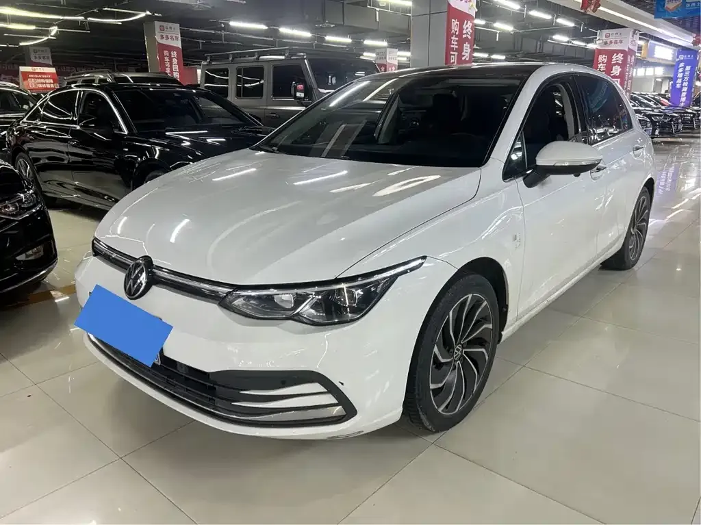 Volkswagen Golf 2022 из CN, фото 1