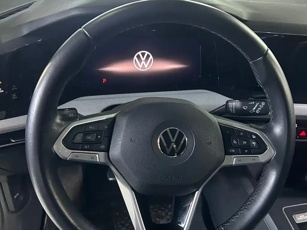 Volkswagen Golf 2022 из CN, фото 5