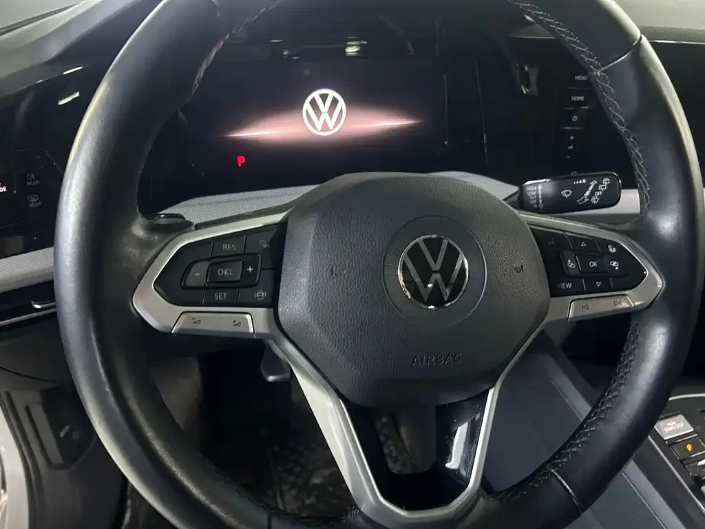 Volkswagen Golf 2022 из CN, фото 3