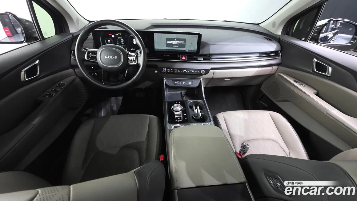 Kia Carnival — фото 5