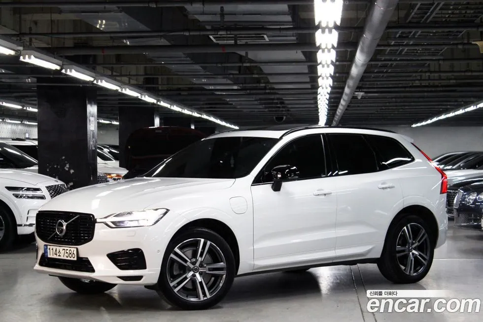 Volvo XC60 — фото 3