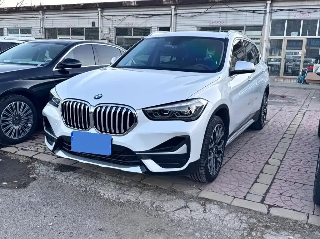 BMW X1 2022 из CN, фото 1