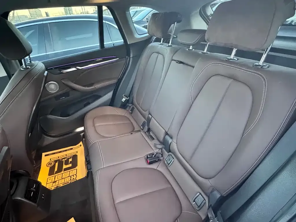 BMW X1 2022 из CN, фото 3