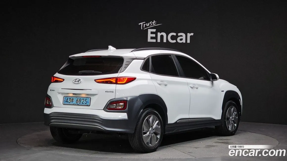 Hyundai Kona 2021 из KR, фото 4