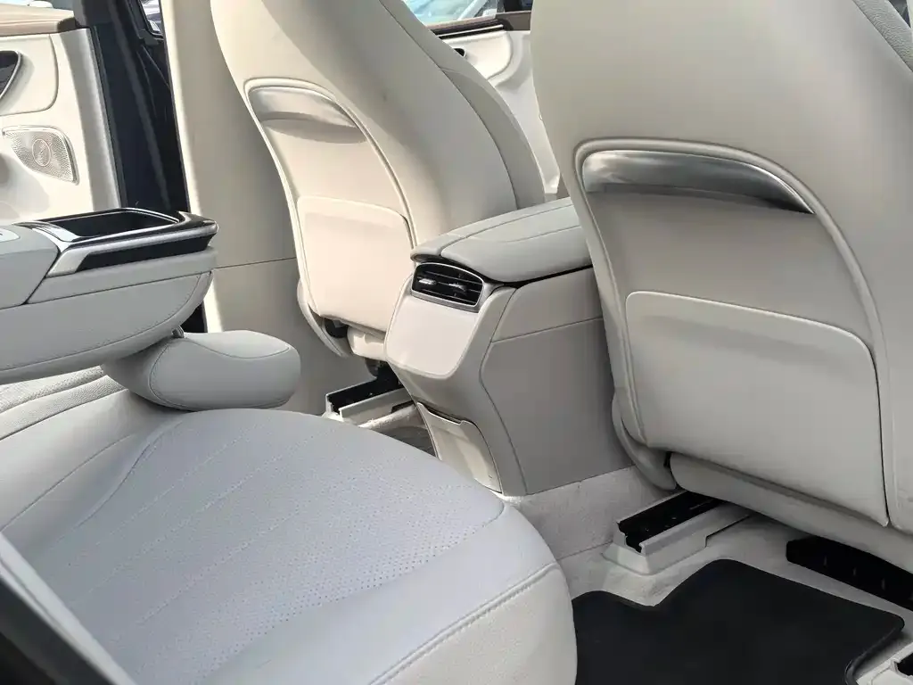Mercedes-Benz EQE SUV 2023 из CN, фото 4
