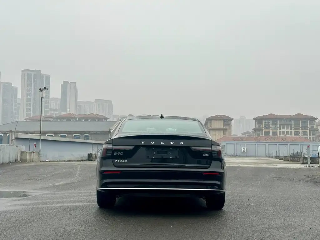 Volvo S90 2025 из CN, фото 8