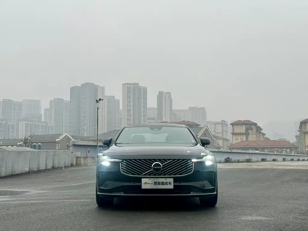 Volvo S90 2025 из CN, фото 5