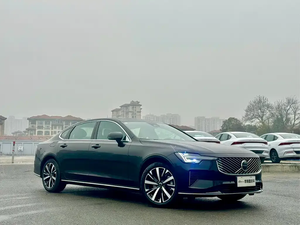 Volvo S90 2025 из CN, фото 7